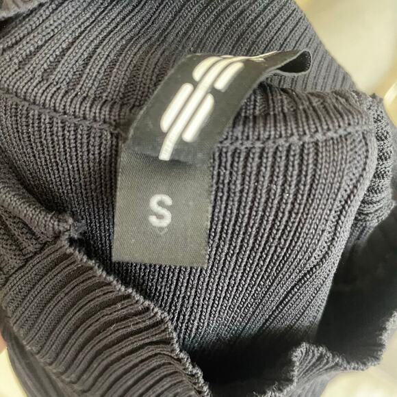 Adam Selman Sport Long Sleeve Ribbed Workout Shirt Mock Neck Size Small - Picture 6 of 7